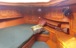 inside front cabin, view to anchor box